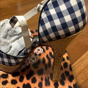 Naughty Monkey NWOT 👠 heels